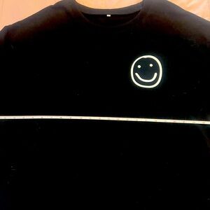 Black Smile sweatshirt Amazon xxl